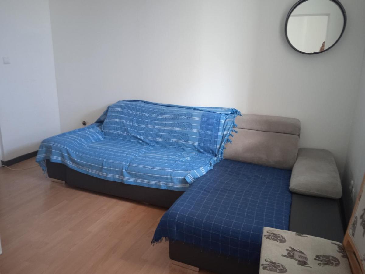 Logement Frontiere Du Luxembourg Nilvange 外观 照片