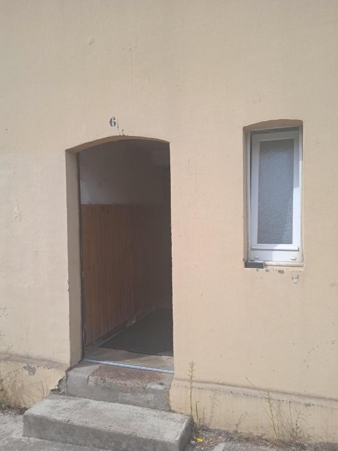 Logement Frontiere Du Luxembourg Nilvange 外观 照片